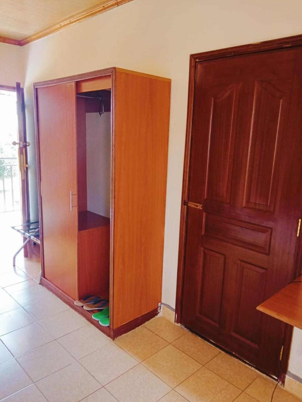 Golden Gates Hotel Thuthuriki ภายนอก รูปภาพ