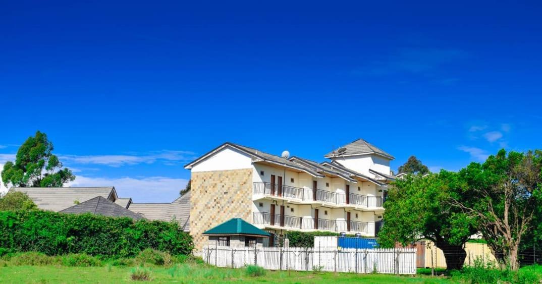 Golden Gates Hotel Thuthuriki ภายนอก รูปภาพ