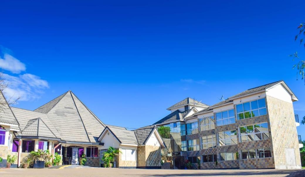 Golden Gates Hotel Thuthuriki ภายนอก รูปภาพ